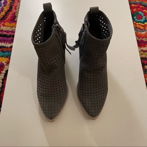 Dolce vita grey western booties - Picture 1 of 7